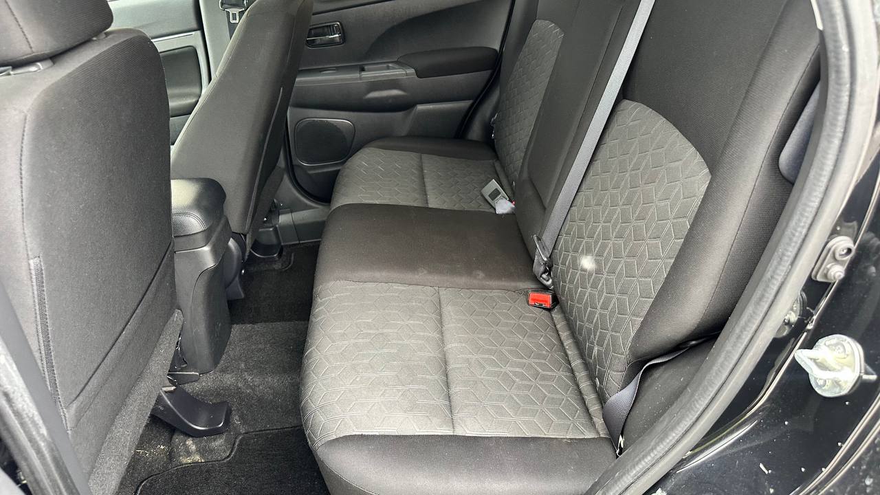 MITSUBISHI OUTLANDER SPORT ES 2019