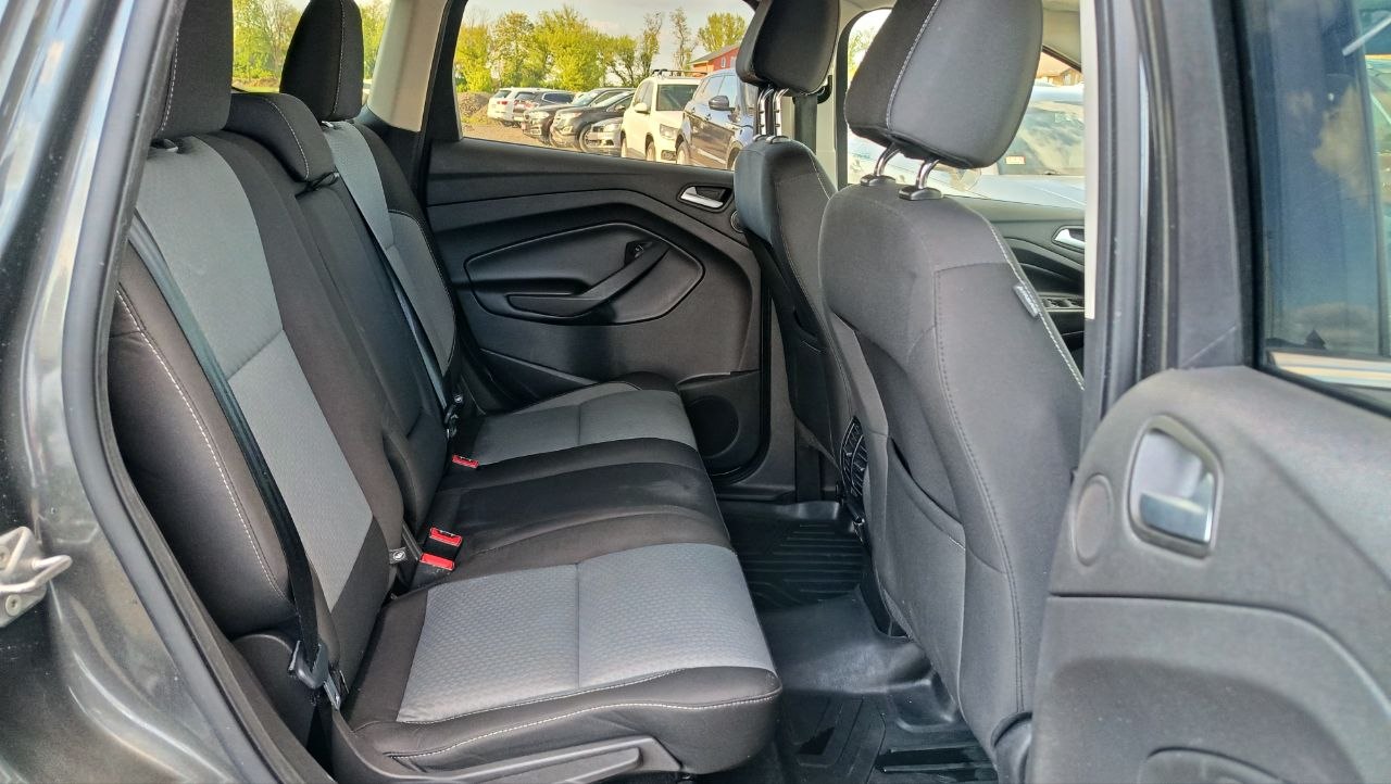 FORD ESCAPE SE 2016