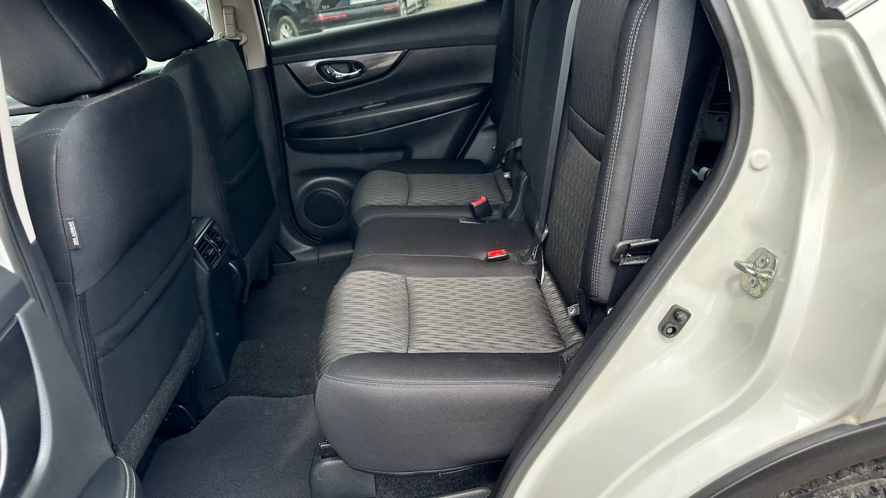 NISSAN ROGUE SV 2017
