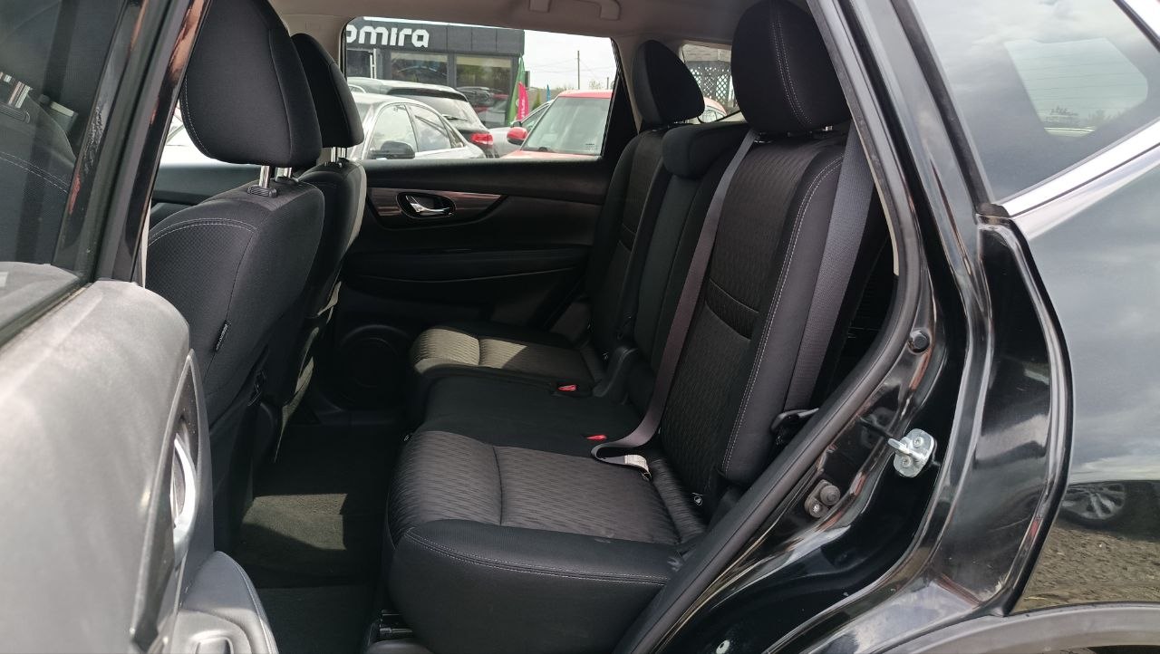 NISSAN ROGUE SV 2017