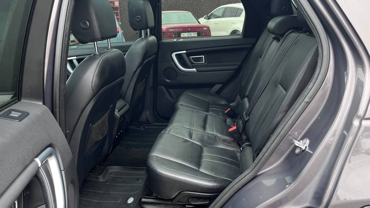 LAND ROVER DISCOVERY SPORT HSE 2015