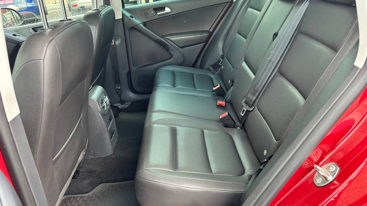 VOLKSWAGEN TIGUAN S 2013