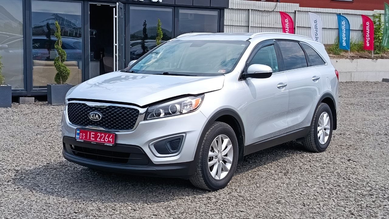 KIA SORENTO LX 2016