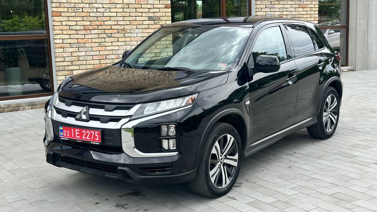 MITSUBISHI OUTLANDER SPORT ES 2019
