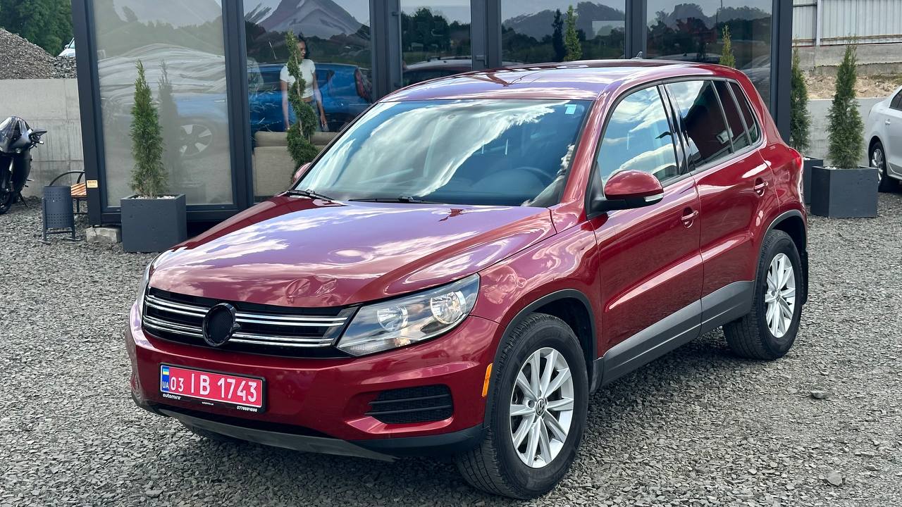 VOLKSWAGEN TIGUAN S 2013