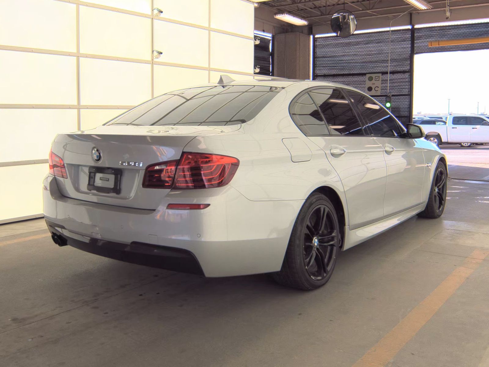 BMW 5 SERIES SEDAN 528I M SPORT LINE 2014