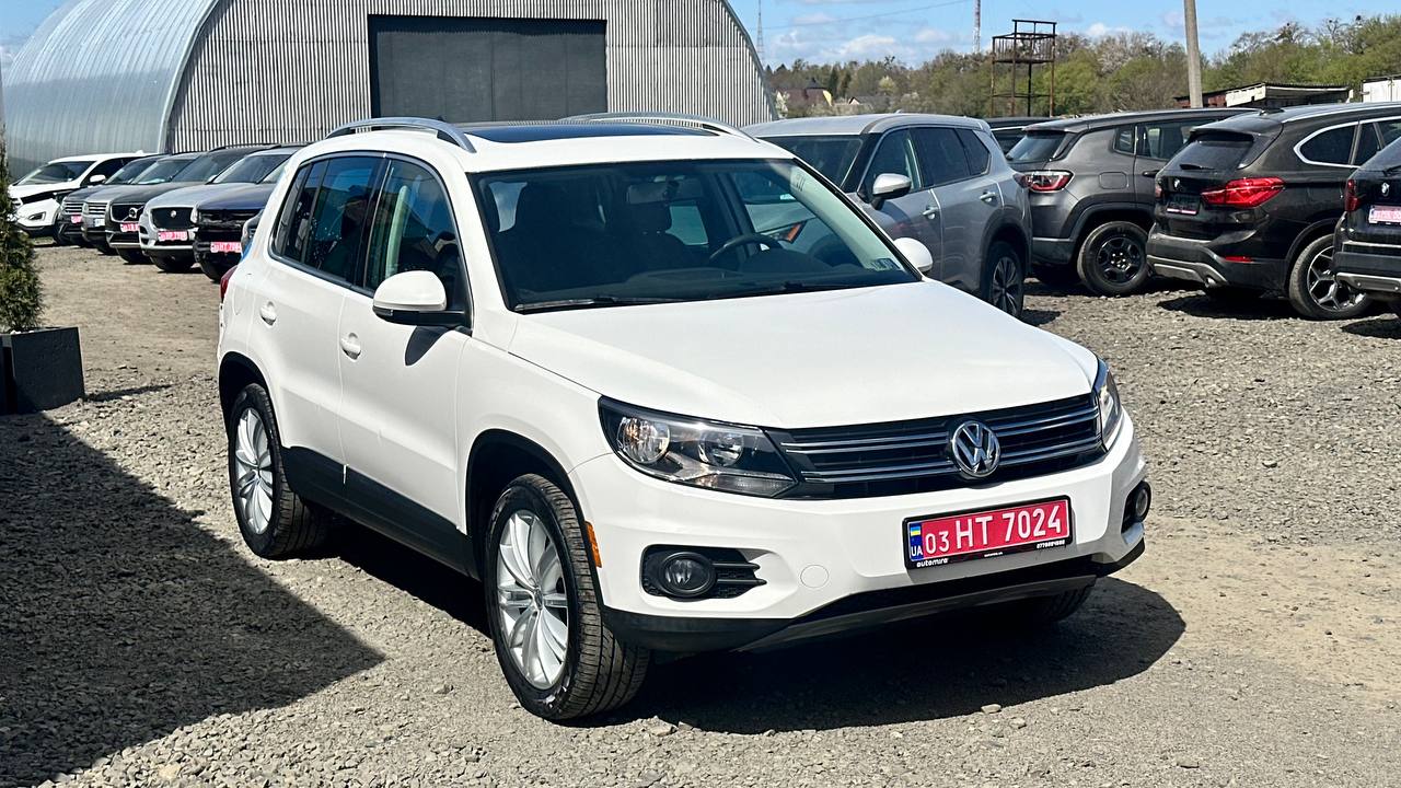 VOLKSWAGEN TIGUAN S 2012