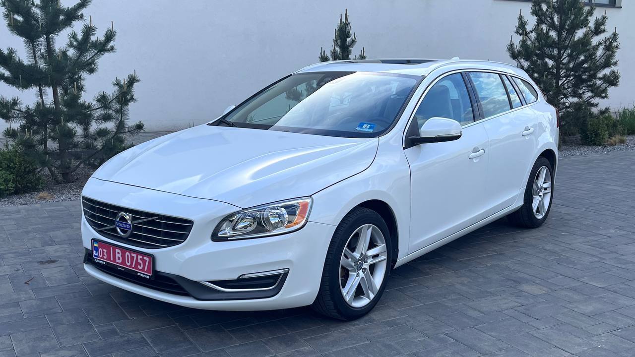 VOLVO V60 PREMIER 2013