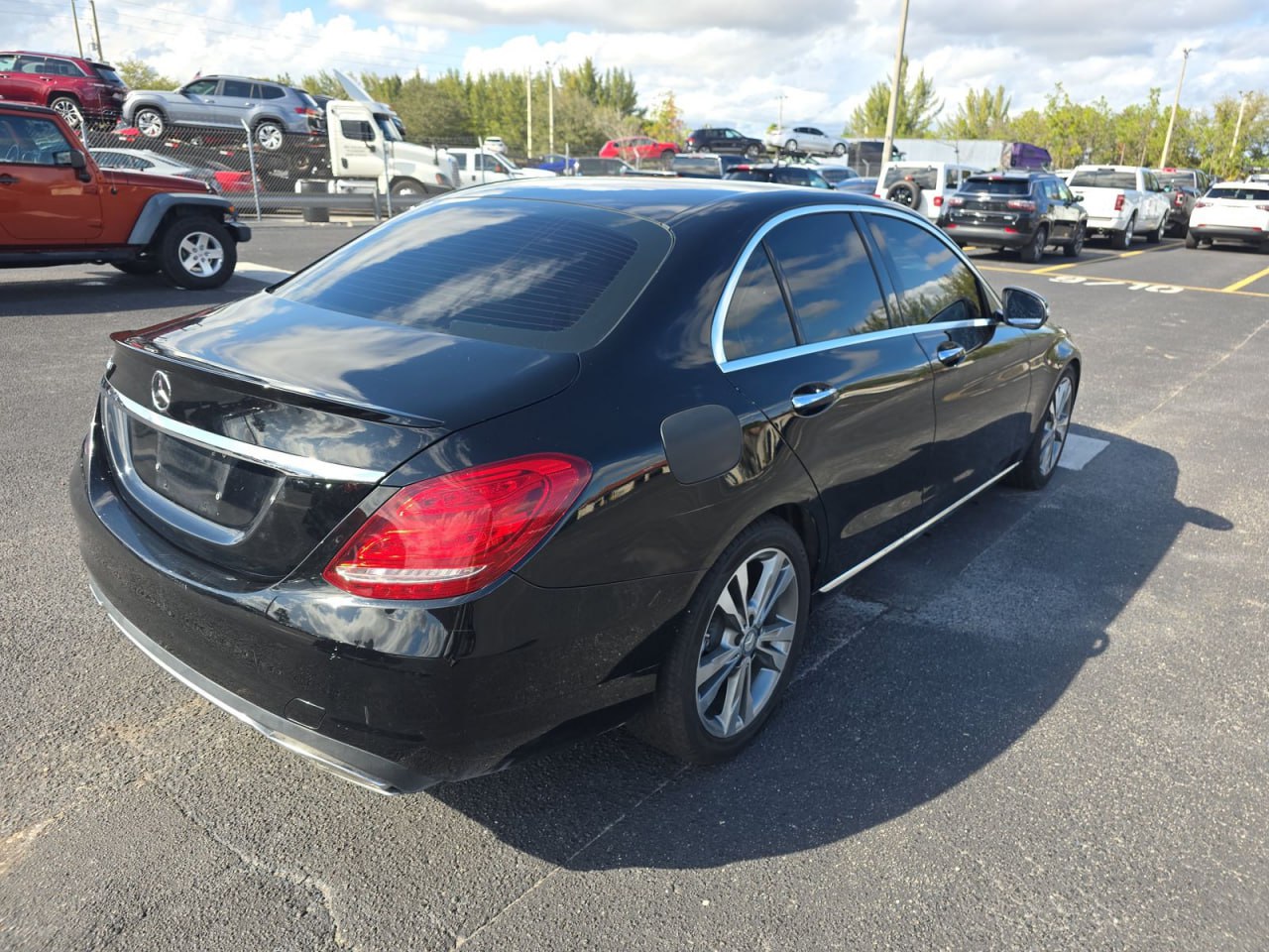 MERCEDES-BENZ C 300 2015