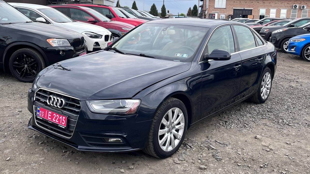 AUDI A4 PREMIUM 2012