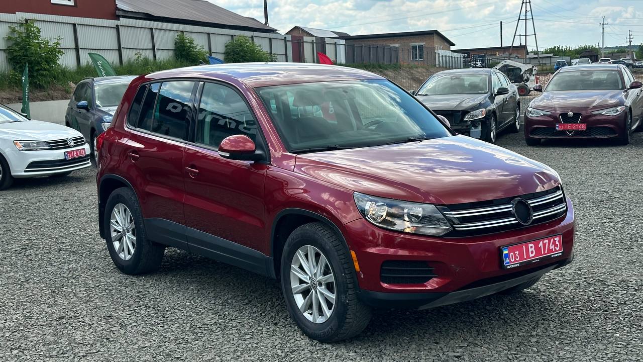 VOLKSWAGEN TIGUAN S 2013