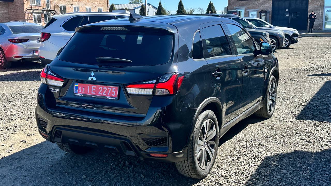 MITSUBISHI OUTLANDER SPORT ES 2019