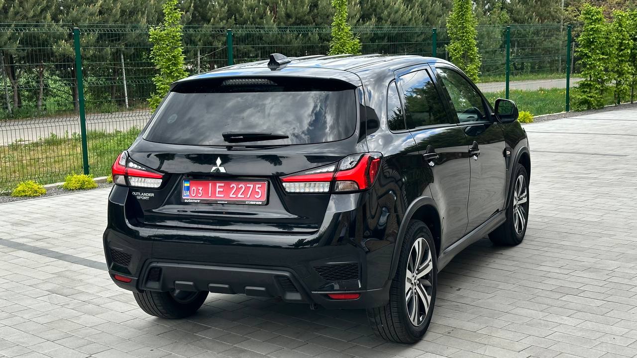 MITSUBISHI OUTLANDER SPORT ES 2019