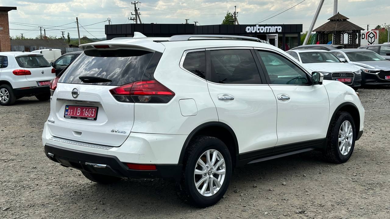 NISSAN ROGUE SV 2017