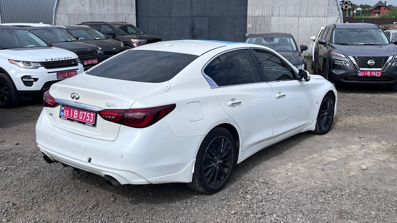 INFINITI Q50 LUXE 2017