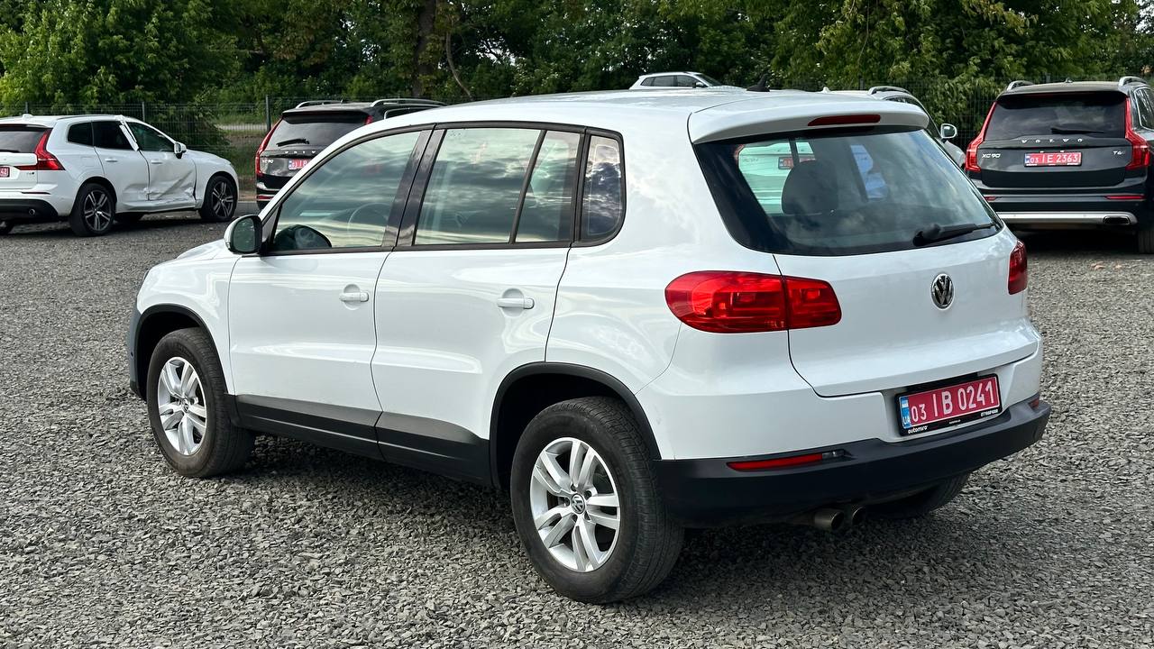 VOLKSWAGEN TIGUAN S 2014