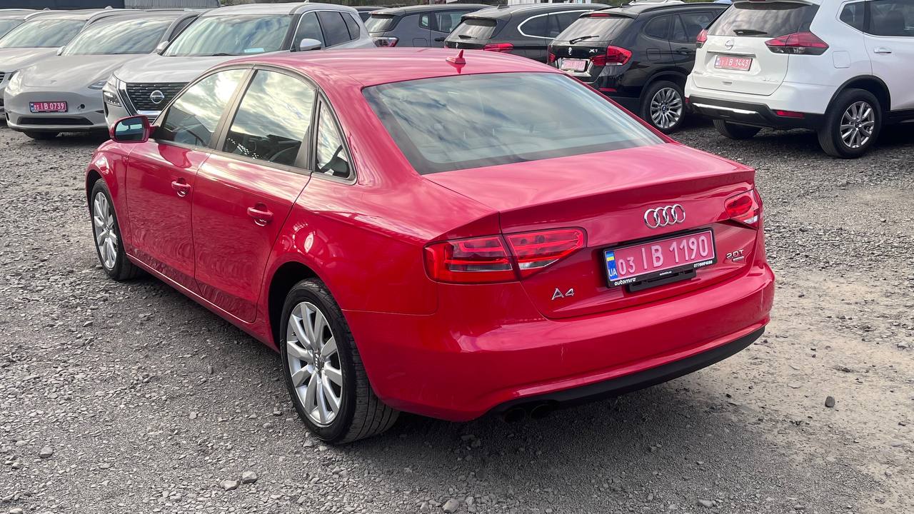 AUDI A4 PREMIUM 2012