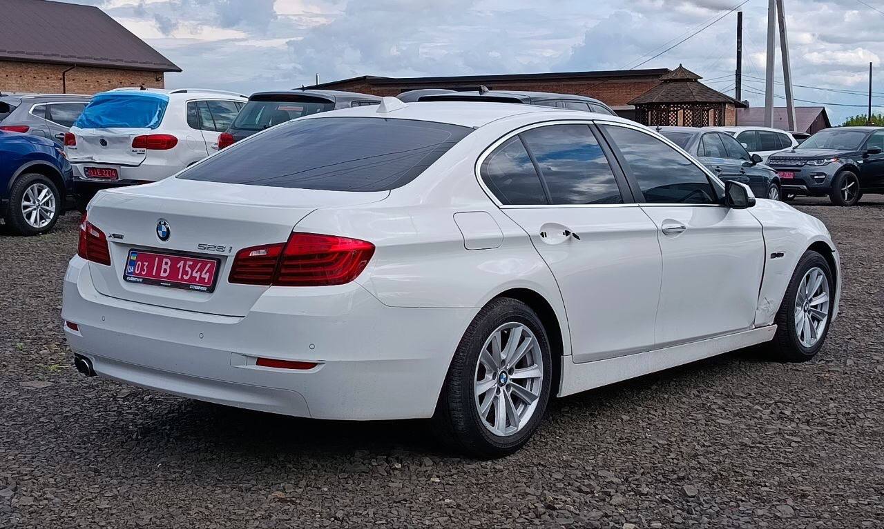 BMW 528 XI 2013