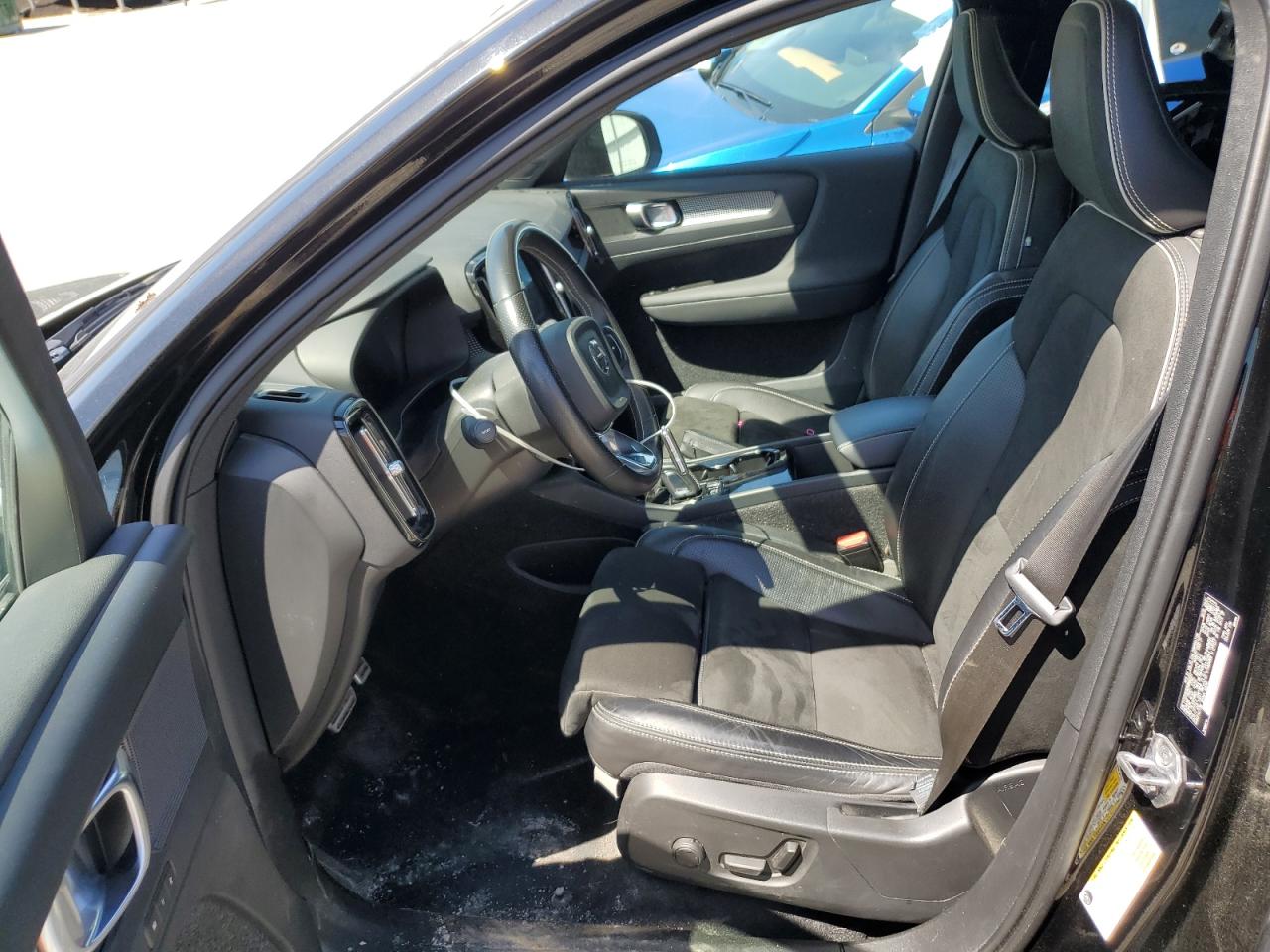 VOLVO XC40 RECHARGE 2021