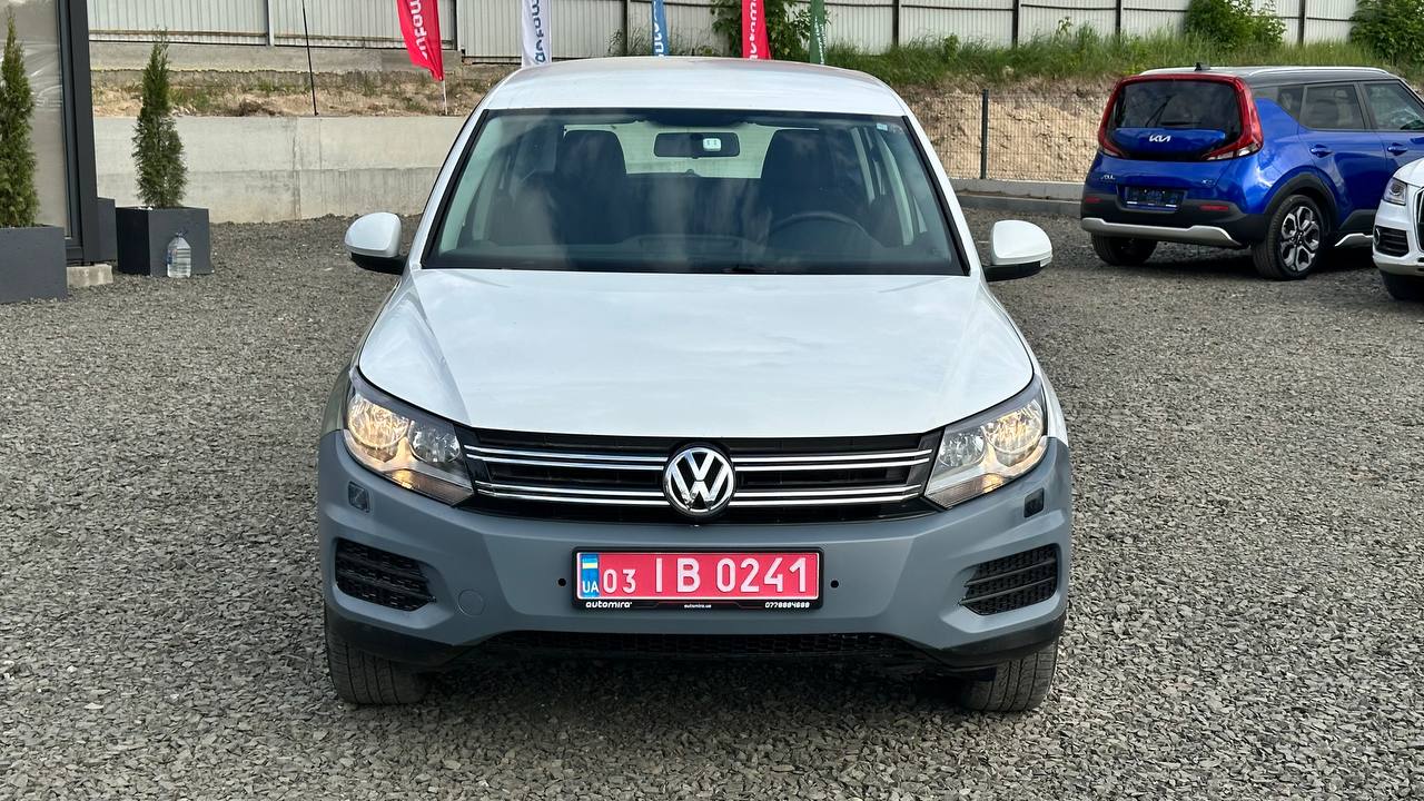 VOLKSWAGEN TIGUAN S 2014