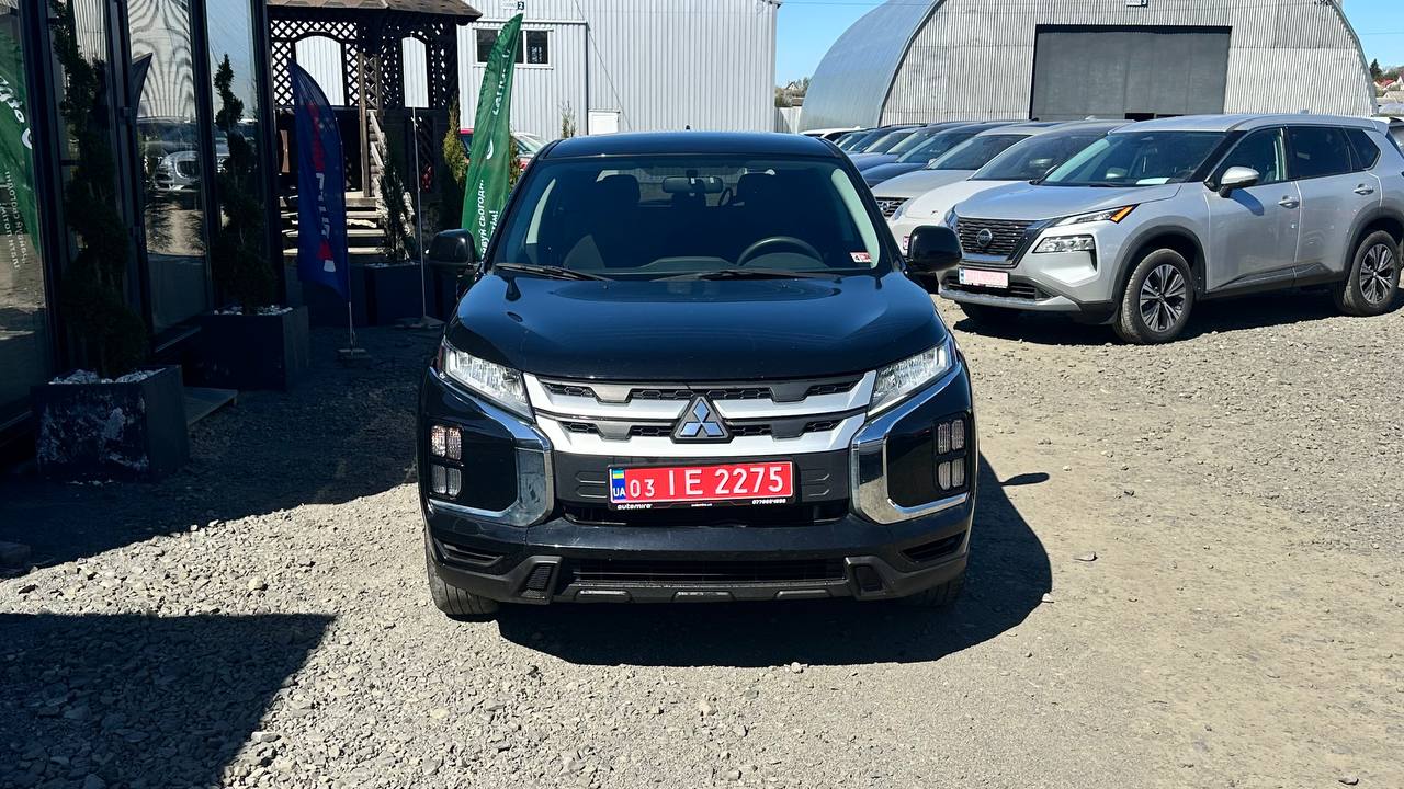 MITSUBISHI OUTLANDER SPORT ES 2019