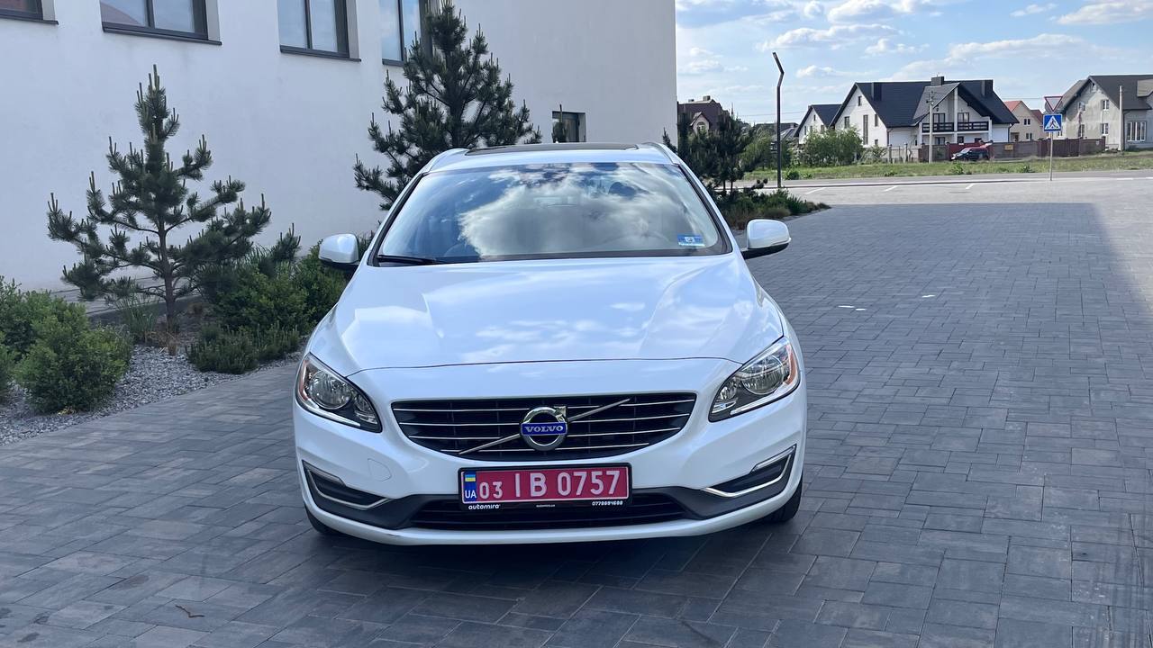 VOLVO V60 PREMIER 2013