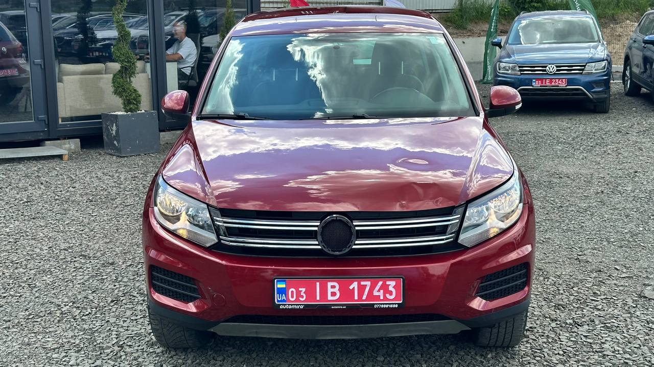 VOLKSWAGEN TIGUAN S 2013