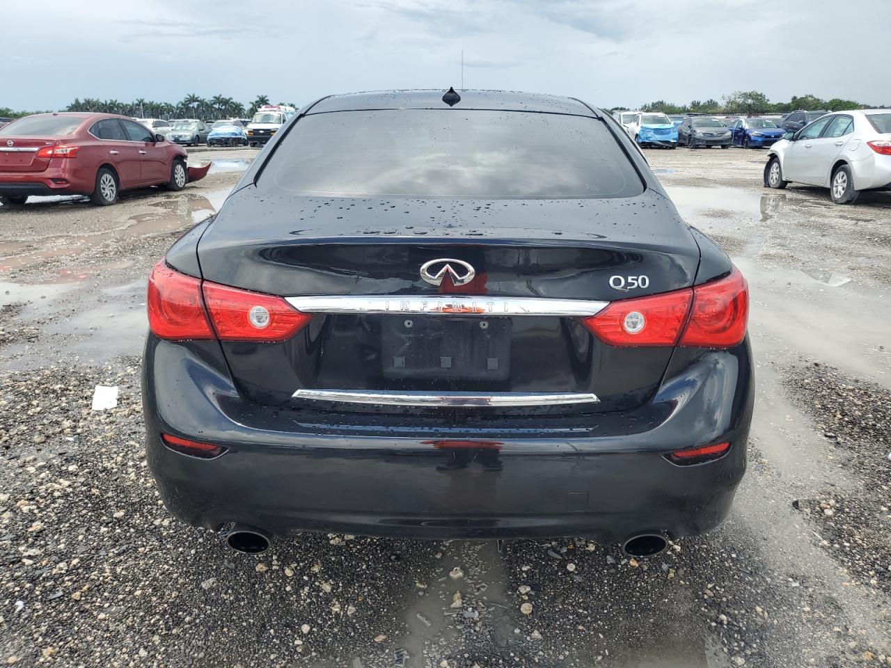 INFINITI Q50 BASE 2017