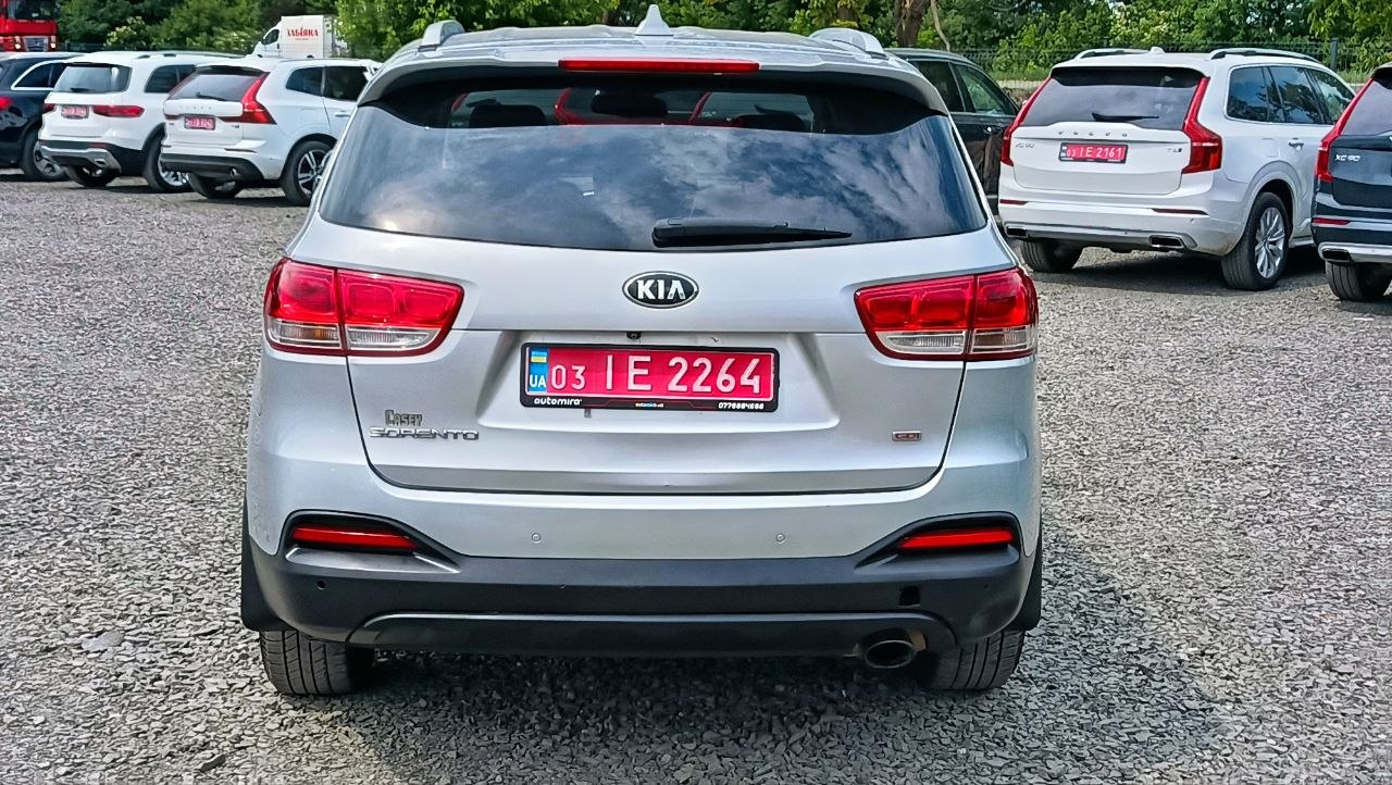 KIA SORENTO LX 2016