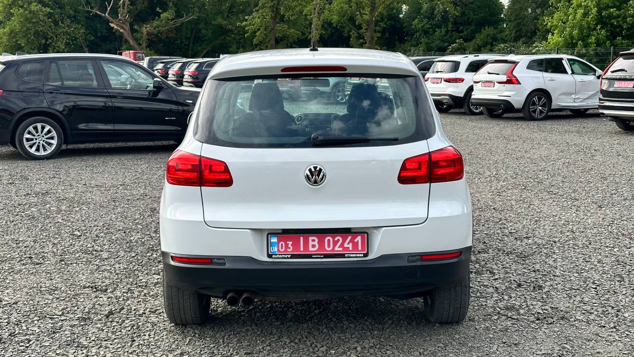 VOLKSWAGEN TIGUAN S 2014