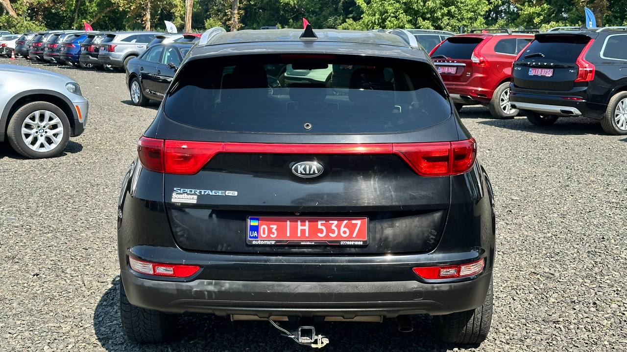 KIA SPORTAGE LX 2015