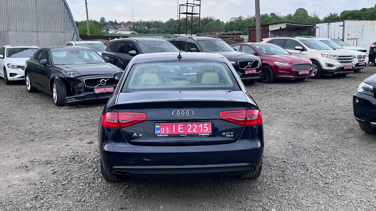 AUDI A4 PREMIUM 2012