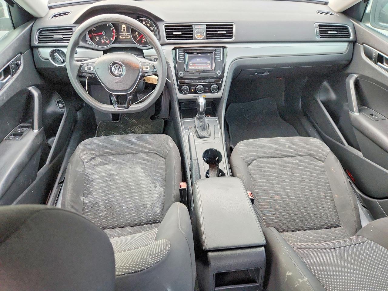 VOLKSWAGEN PASSAT S 2016