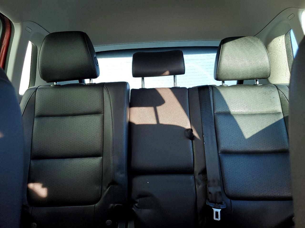 VOLKSWAGEN TIGUAN S 2013