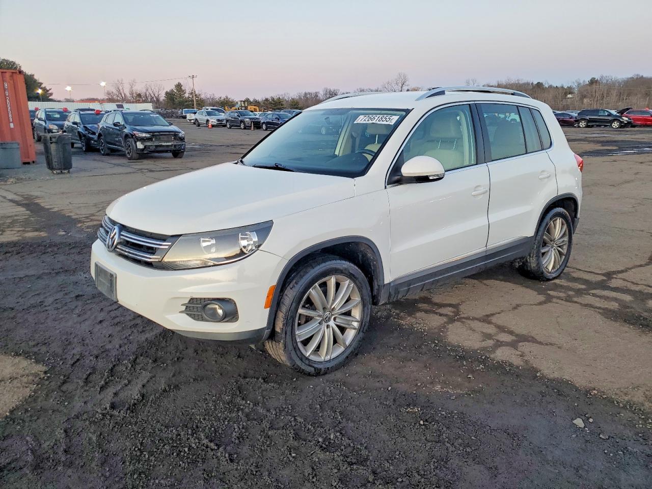 VOLKSWAGEN TIGUAN S 2012