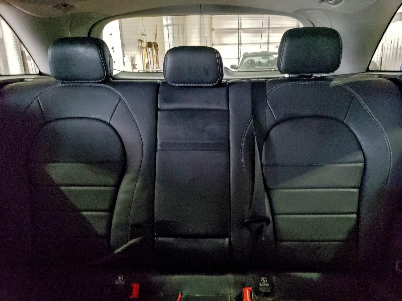 MERCEDES-BENZ GLC 300 2016