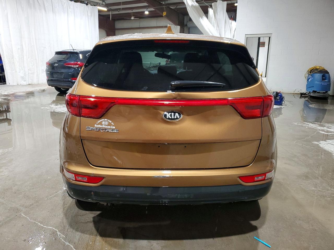 KIA SPORTAGE LX 2018