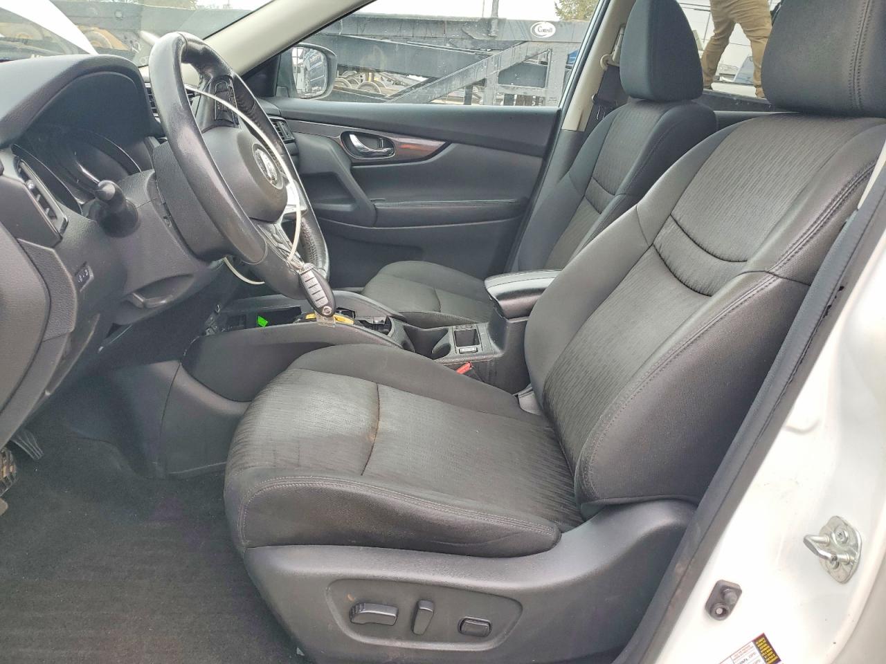 NISSAN ROGUE SV 2017