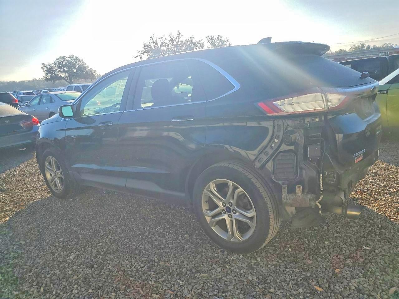 FORD EDGE TITANIUM 2016