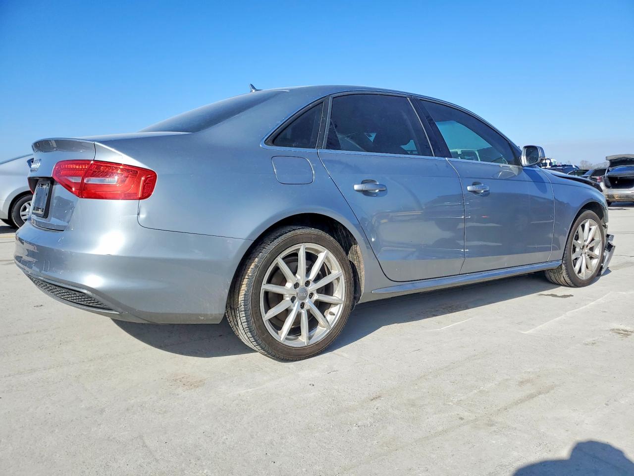 AUDI A4 PREMIUM 2015