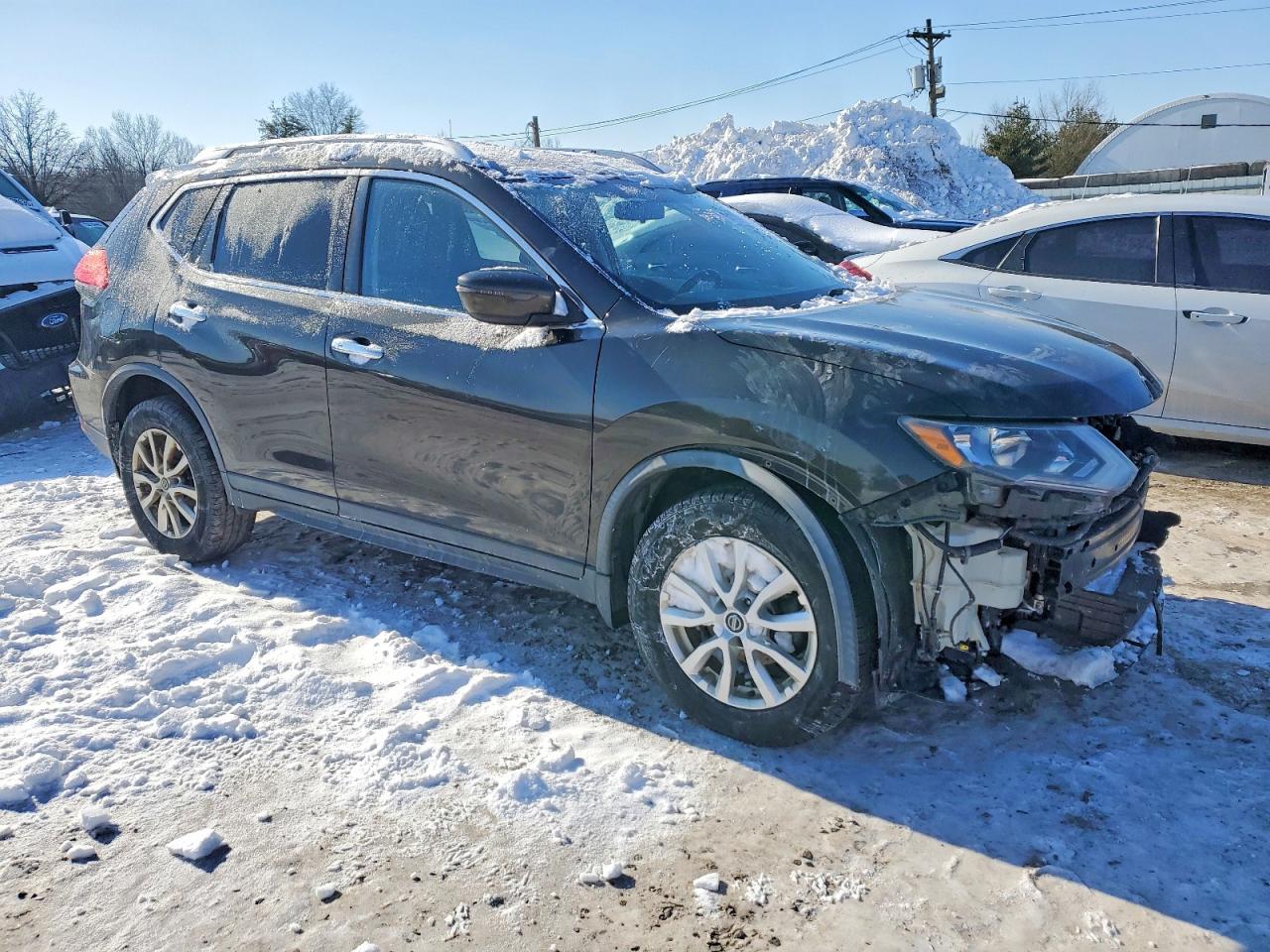 NISSAN ROGUE SV 2016