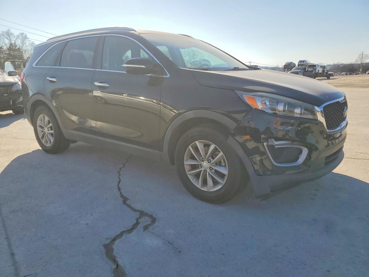 KIA SORENTO LX 2017