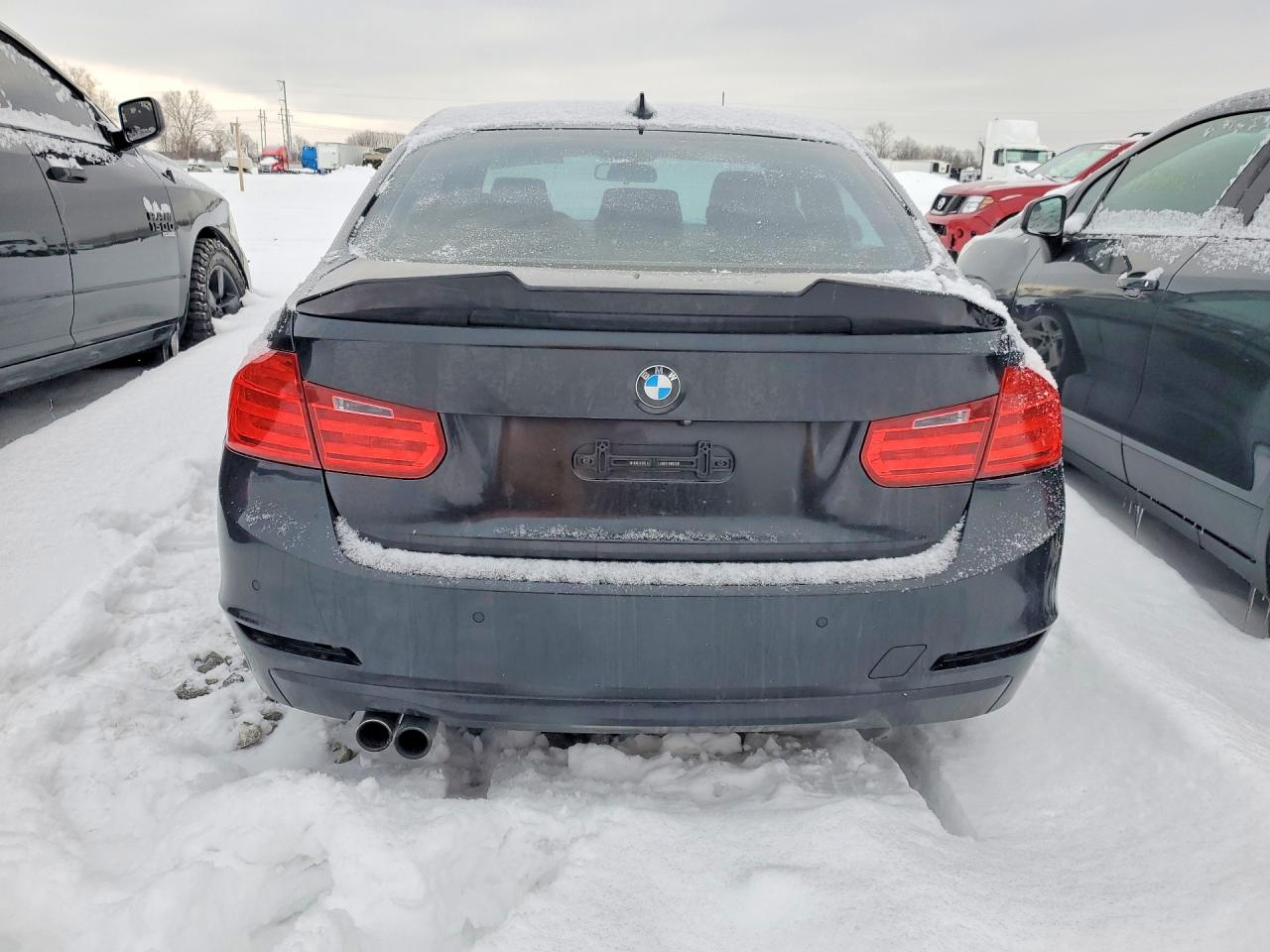 BMW 328 XI SULEV 2013