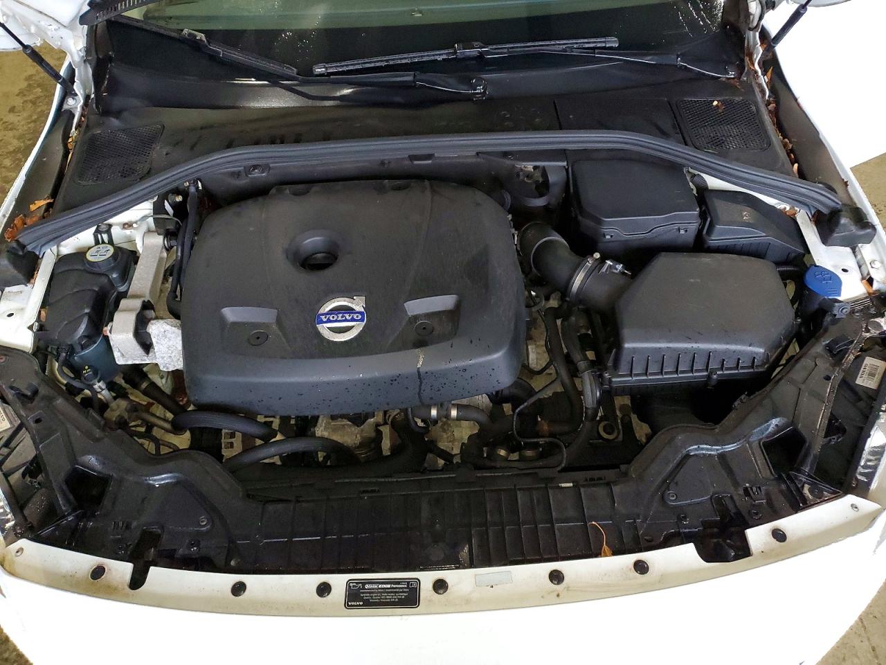 VOLVO V60 PREMIER 2013