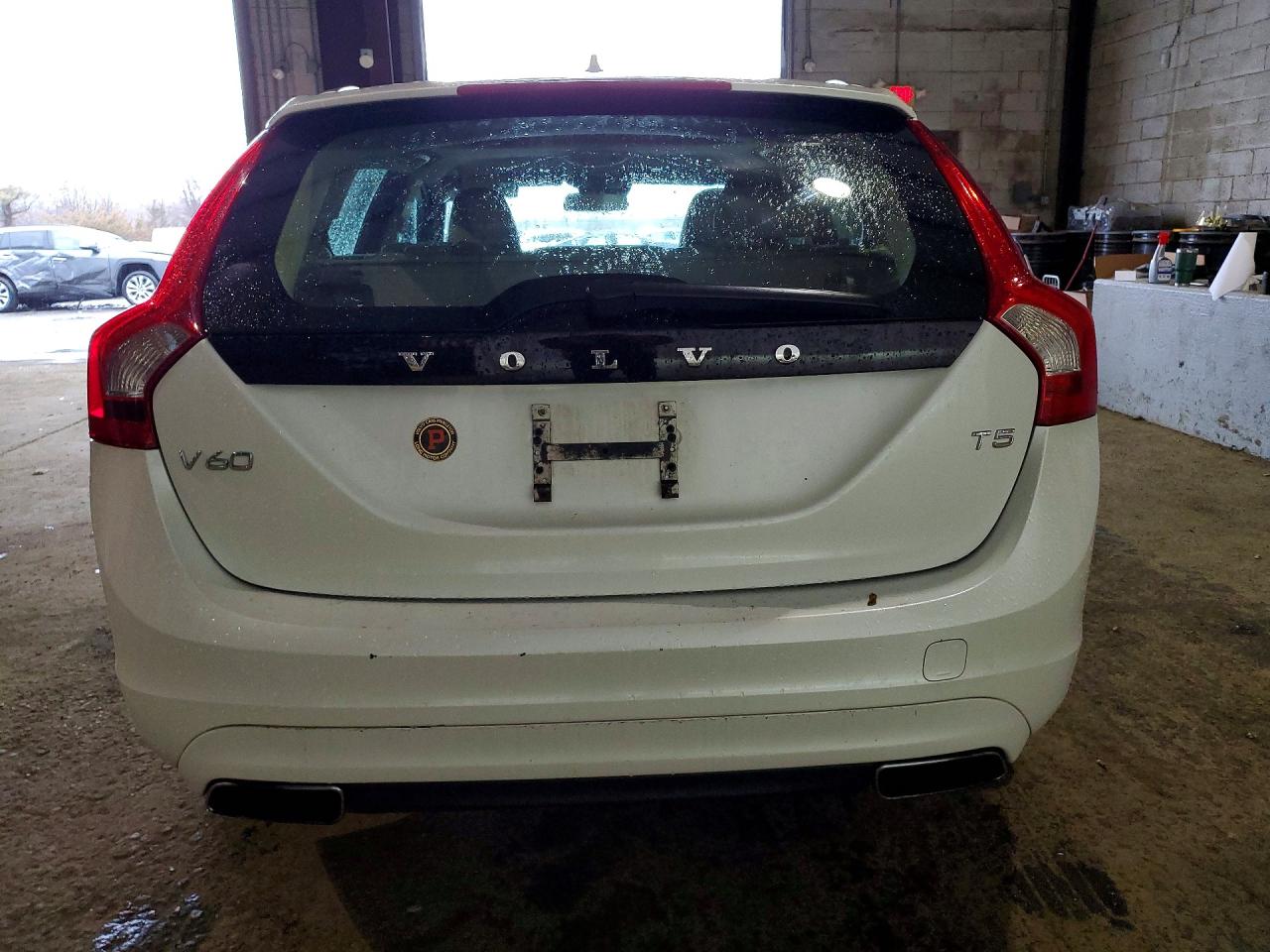 VOLVO V60 PREMIER 2013