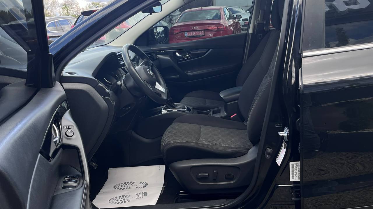 NISSAN ROGUE SPORT SV 2017