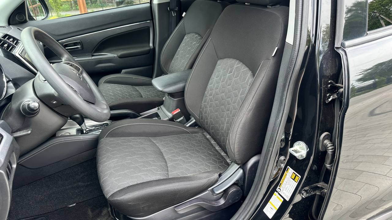 MITSUBISHI OUTLANDER SPORT ES 2019
