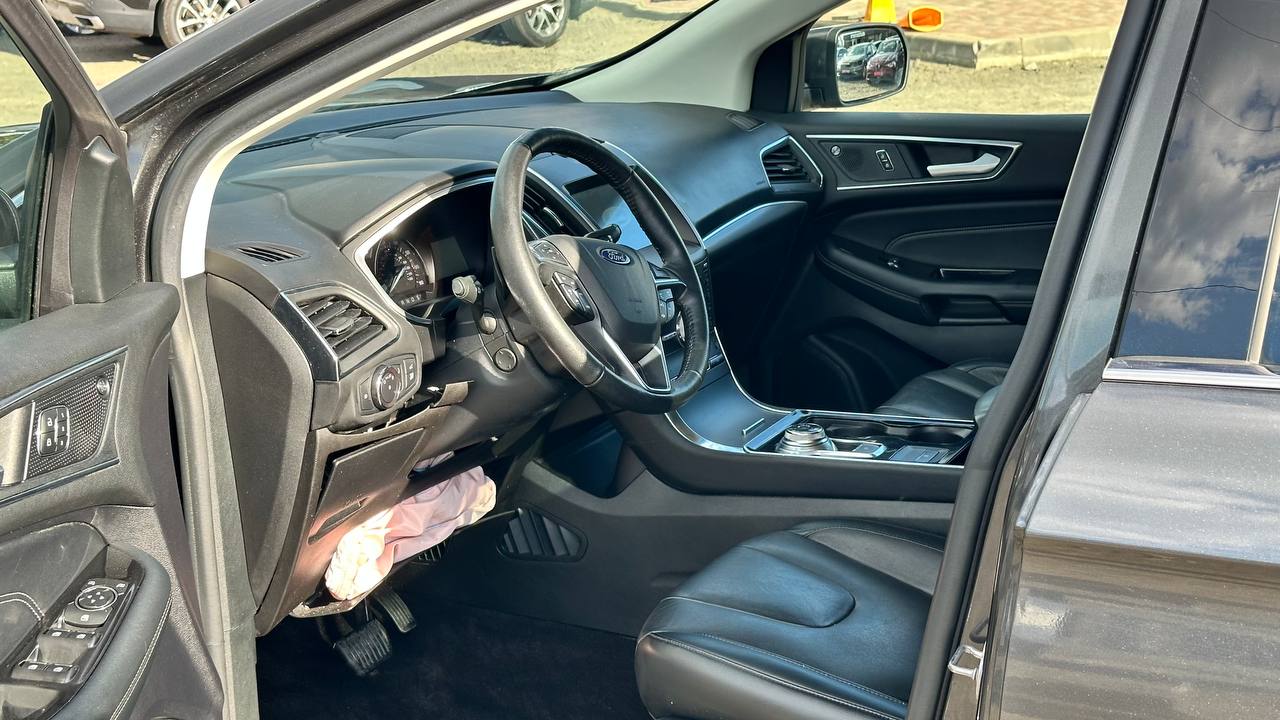 FORD EDGE TITANIUM 2019