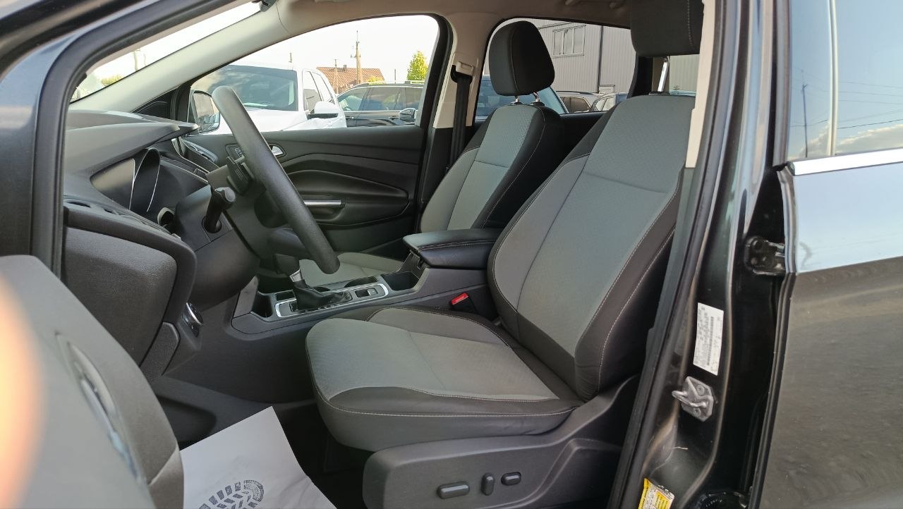 FORD ESCAPE SE 2016