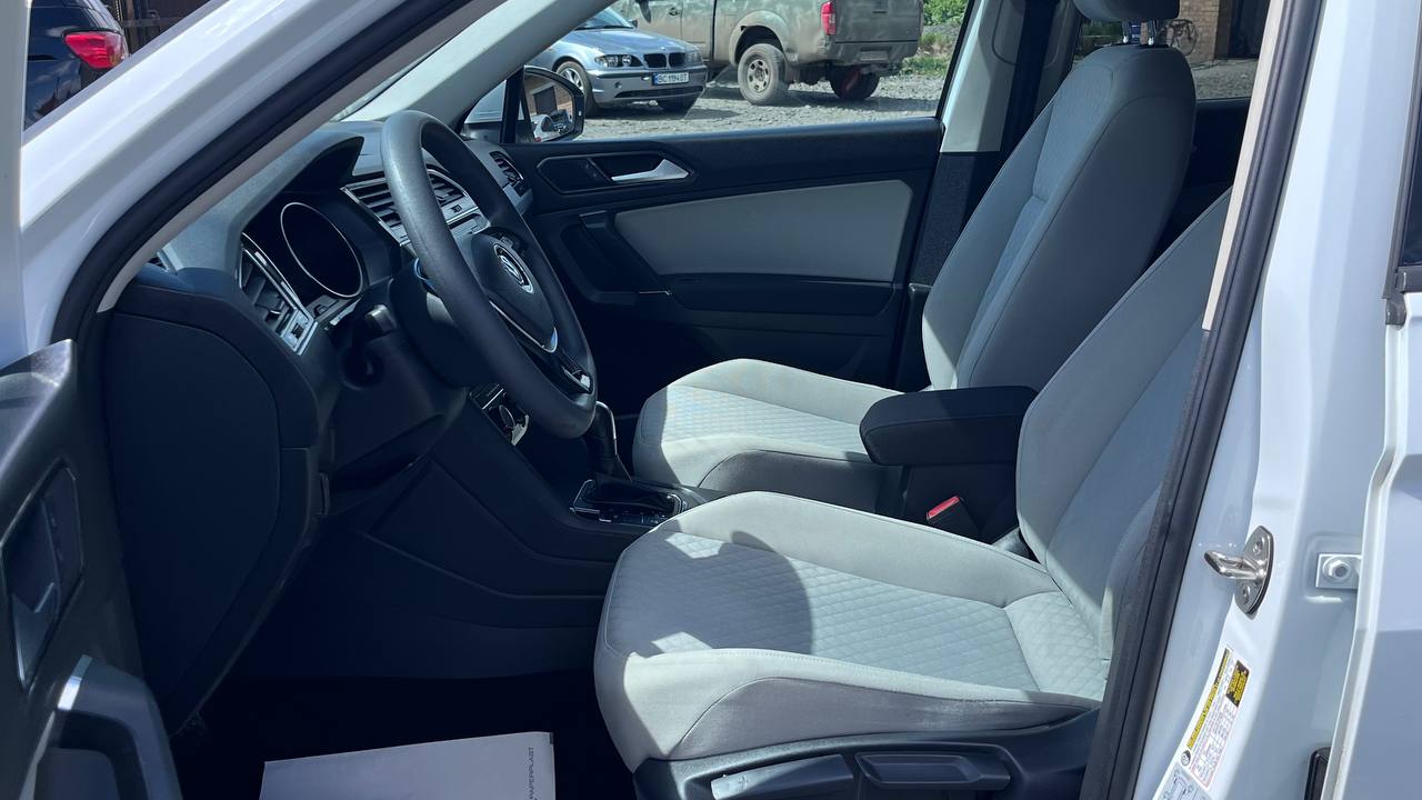 VOLKSWAGEN TIGUAN S 2017